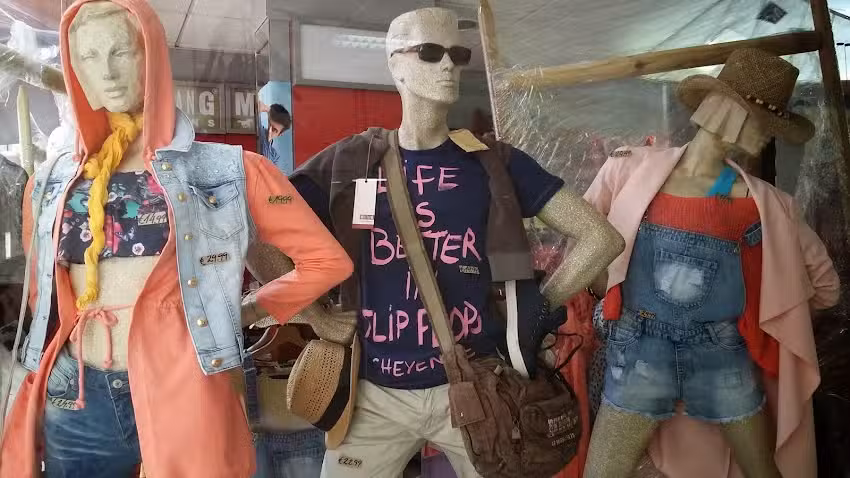 4 Esta&ccedil;&otilde;es Moda Jovem