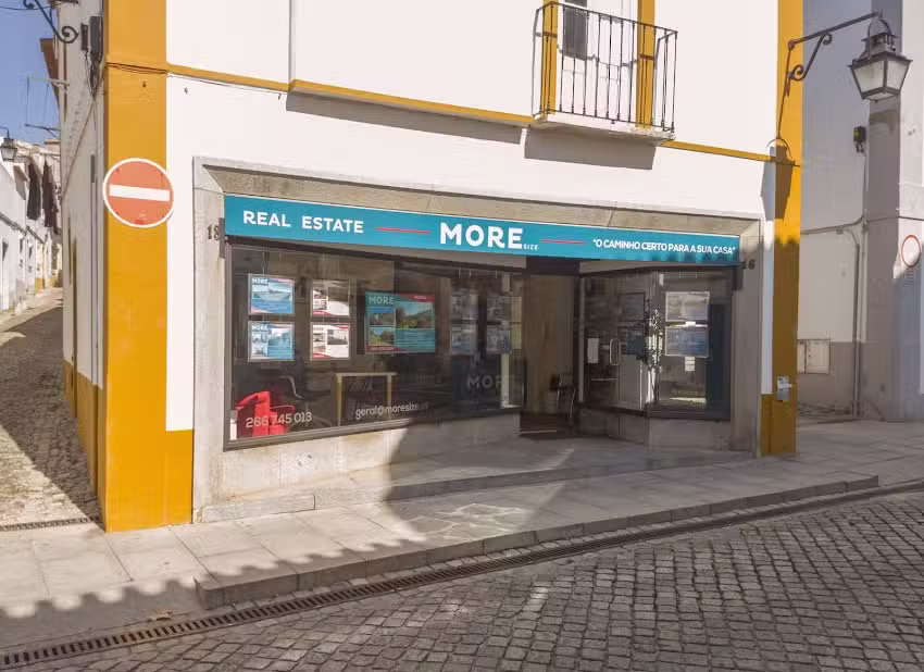 AMOne Roupa de Senhora