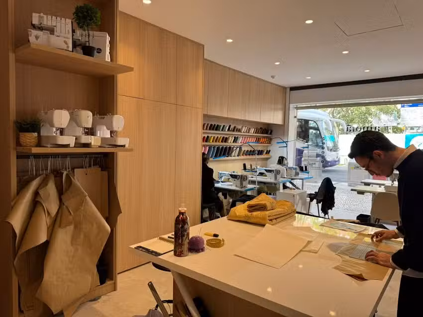 Amora Fashion Hub &ndash; Sewing, Art & Workshops