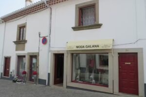 ANA SOUSA – Miranda do Douro, Moda Galana