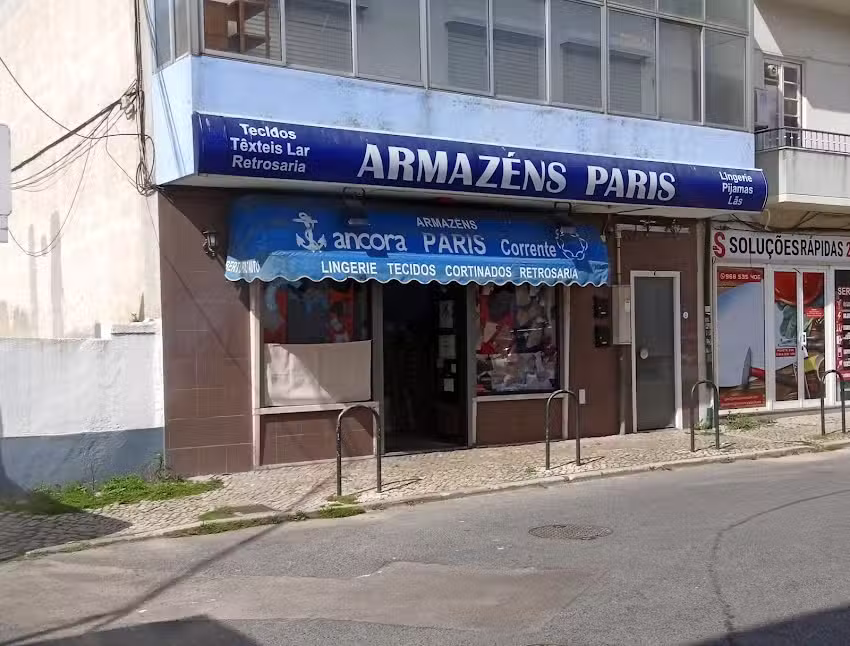 Armaz&eacute;ns Paris
