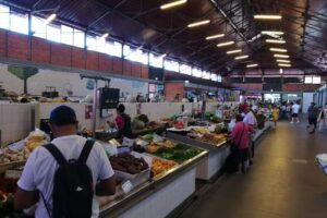 Av 5 de Outubro N24A Olh&atilde;o