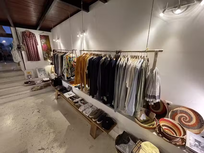 Bernardo Hosts New Bobo Lisboa