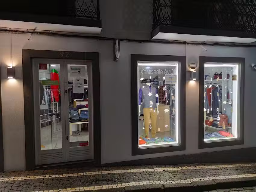 Camisaria &Aacute;vila