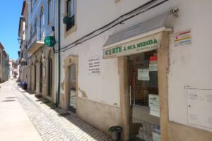 Corte &agrave; Sua Medida