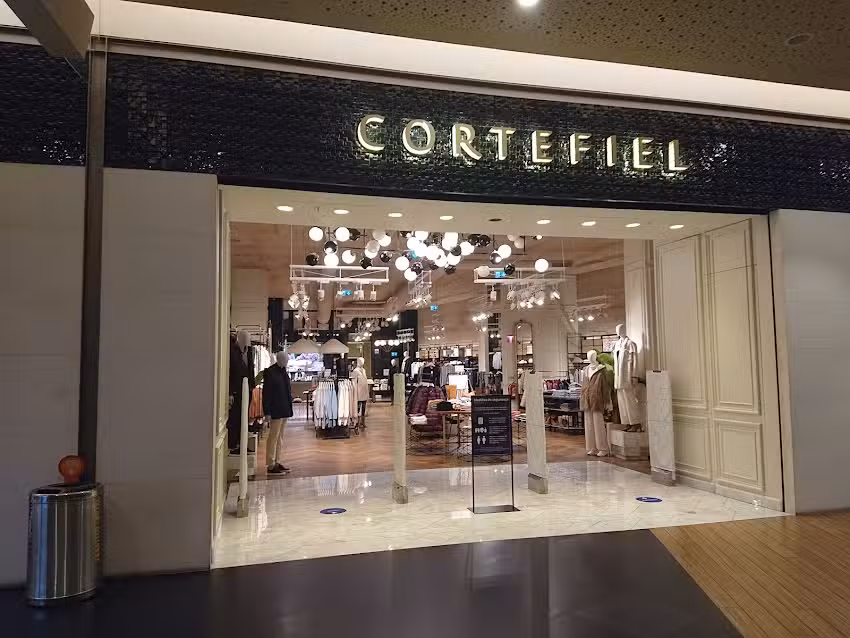 Cortefiel Nova Arcada