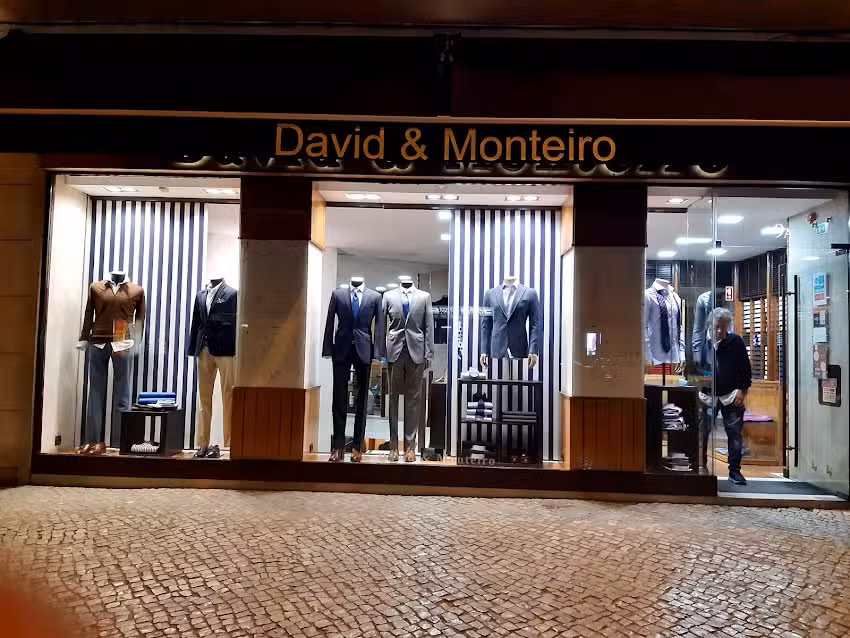 David & Monteiro