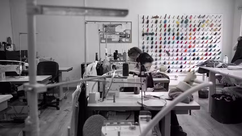 Dedalmania &ndash; Arranjos De Roupa, Lda.