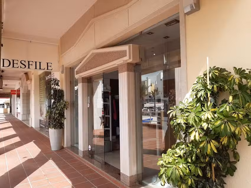 DESFILE Fashion Store