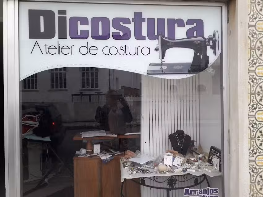 Dicostura