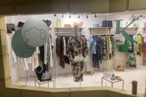 Donna K &ndash; Moda e Acess&oacute;rios- By: C&aacute;tiaSofia