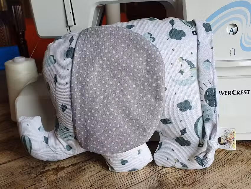 Dora & Susana-Comercio De Tecidos, Lda.