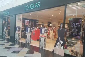 Douglas MadeiraShopping