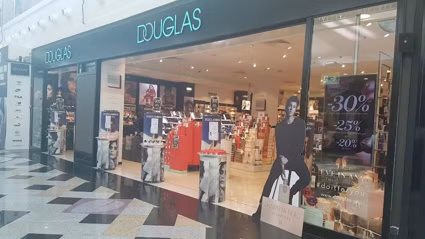 Douglas MadeiraShopping