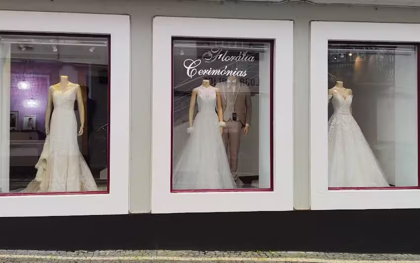 Flor&aacute;lia Cerim&oacute;nias