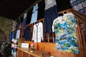 Galeria A Trave &ndash; Teixeira Machado & Oliveira, Decora&ccedil;&otilde;es, Lda.