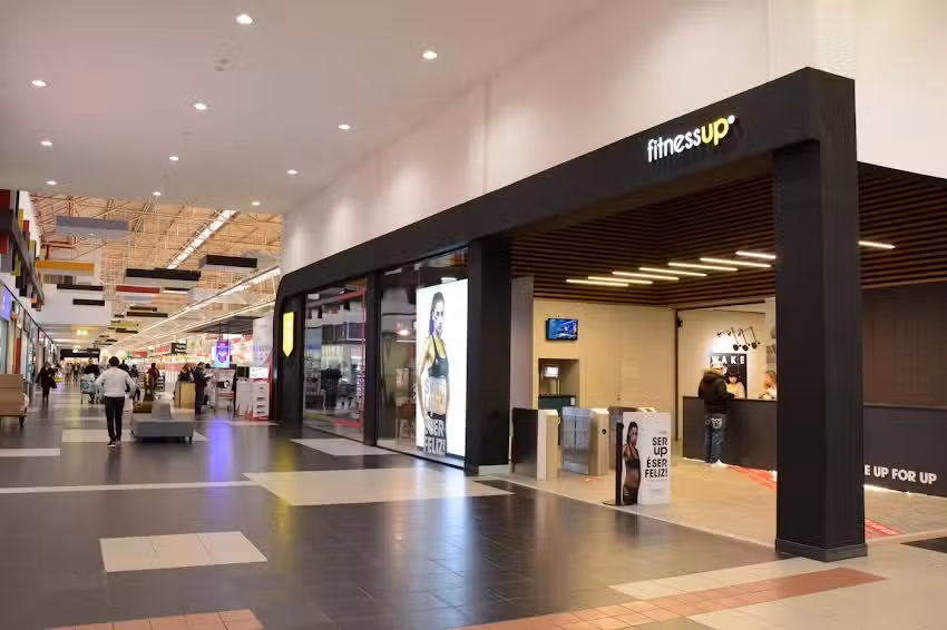 Galeria Comercial Auchan Maia