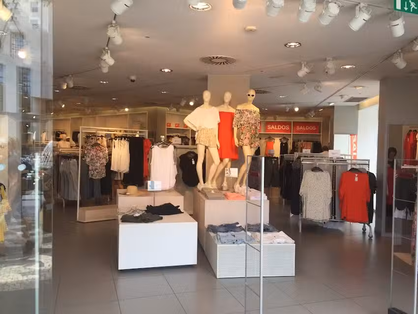H&M Rotunda do Infante