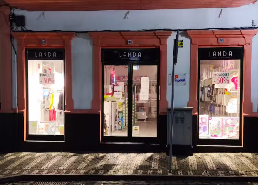 Landa &ndash; Vestu&aacute;rio e Brinquedos
