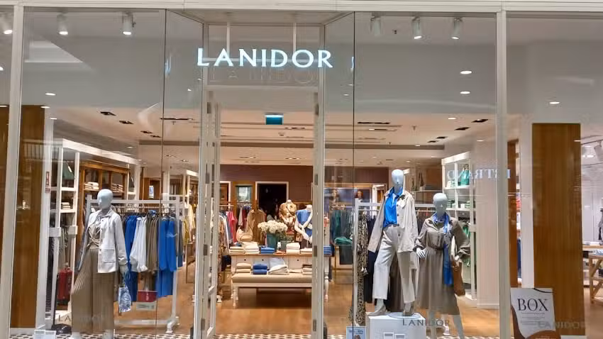 Lanidor Woman