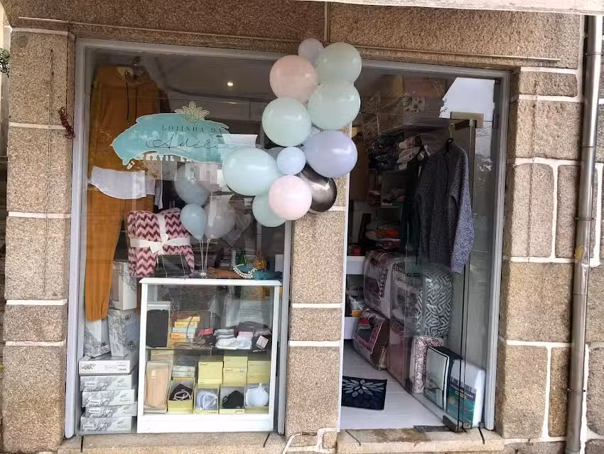 Loijinha da Ad&eacute;lia