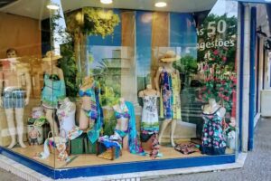 Loja da Neide &ndash; Com&eacute;rcio de Vestu&aacute;rio e T&ecirc;xteis Lar