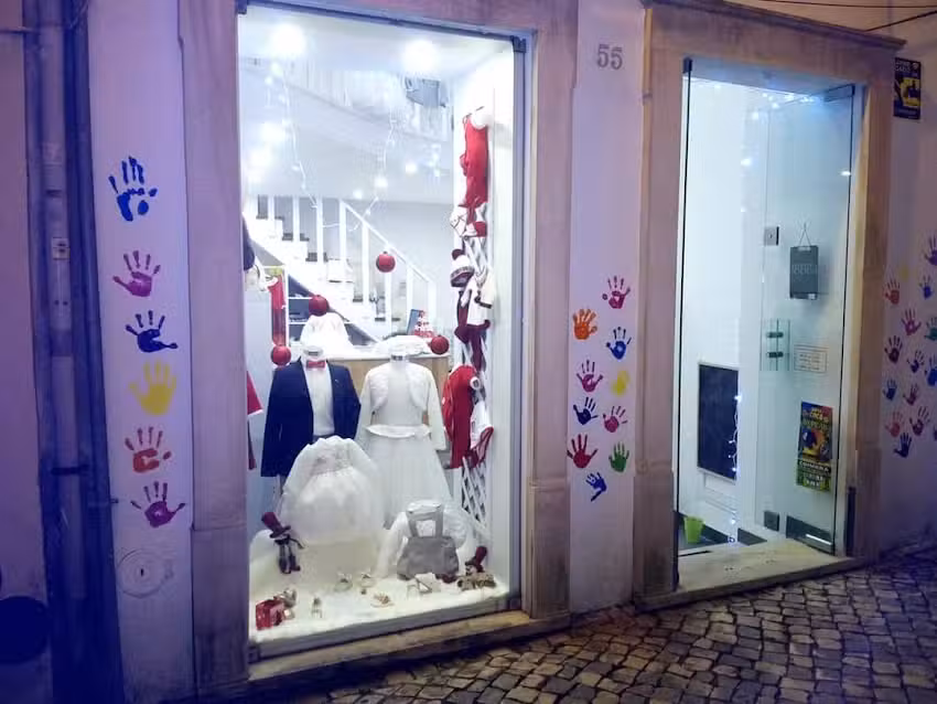 Loja &ldquo;S&oacute; pra baixinhos&rdquo;