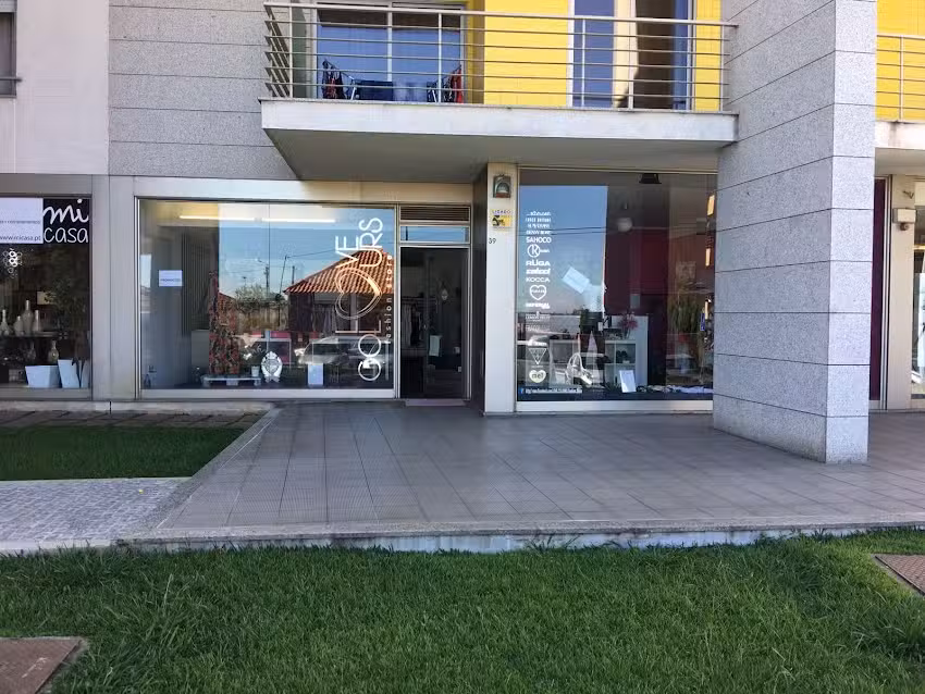 Love Colours fashion store