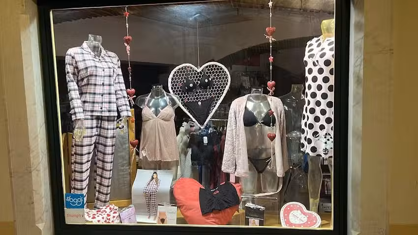 LP &ndash; A Loja da Paula &ndash; Lingerie, Sociedade Unipessoal, Lda.