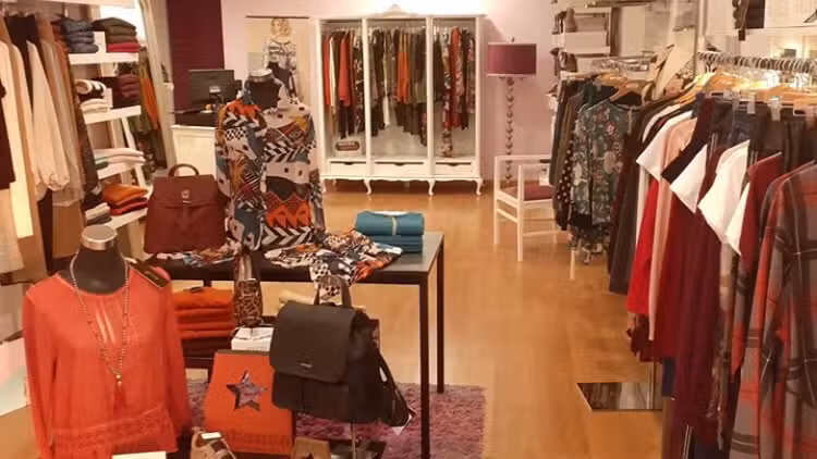 MADEMOISELLE BOUTIQUE