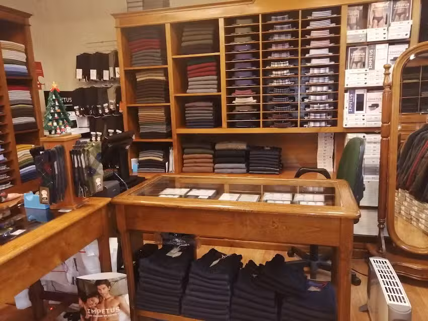 Marruz-com&eacute;rcio De Vestu&aacute;rio E Acess&oacute;rios Lda