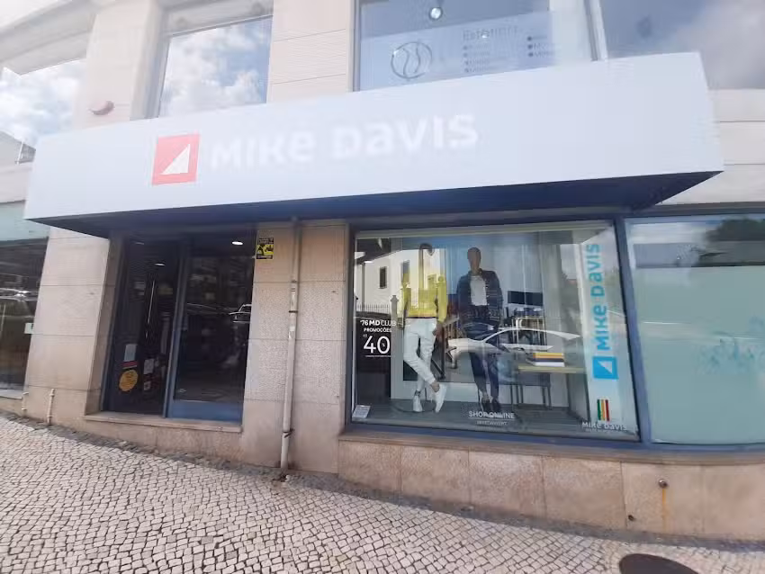 Mike Davis &ndash; Viseu