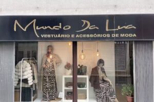 Mundo da Lua vestu&aacute;rio e acess&oacute;rios de moda