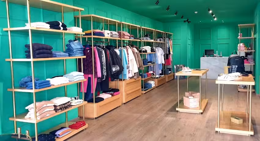 Neverland &ndash; Petiz Feliz &ndash; Com&eacute;rcio de Moda, Unipessoal LDA &ndash; Pa&ccedil;os de Ferreira