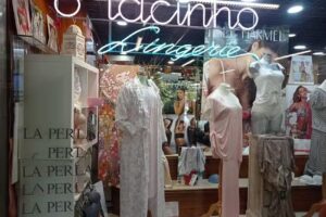 O Lacinho &ndash; Interiores De Senhora, Lda