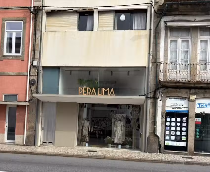 Pera Lima