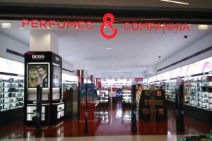 Perfumes & Companhia