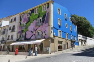 Perfumes & Companhia &ndash; Abrantes