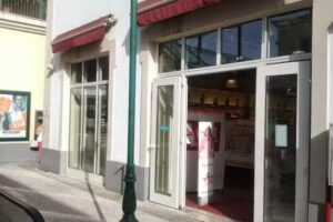 Perfumes & Companhia &ndash; Campera Outlet Shopping