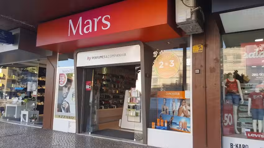 Perfumes&Companhia &ndash; CC Maring&aacute;