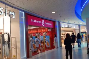 Perfumes & Companhia – La Vie Caldas da Rainha