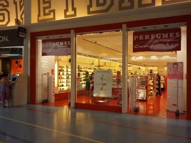 Perfumes & Companhia &ndash; VIDA Ovar