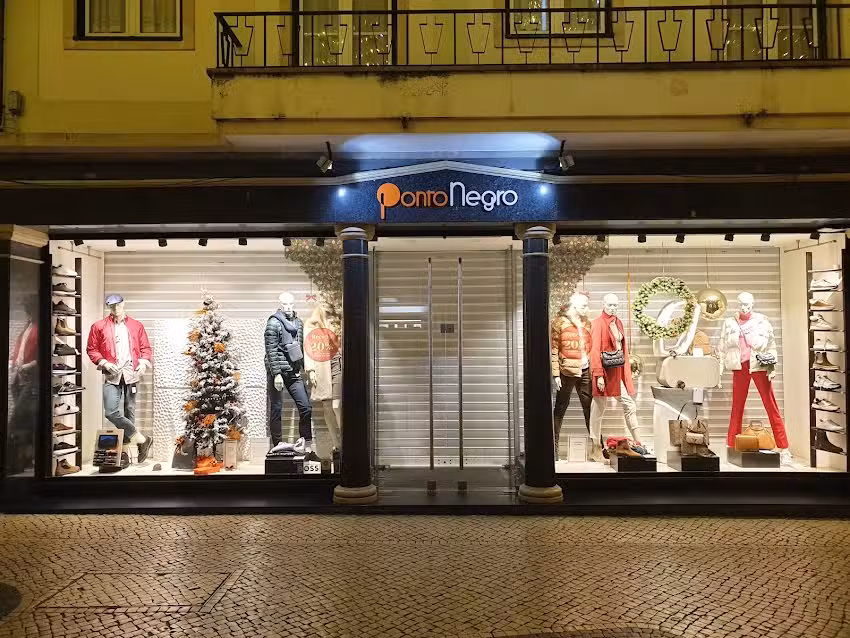 Ponto Negro &bull; Caldas da Rainha