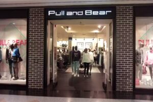 Pull & Bear