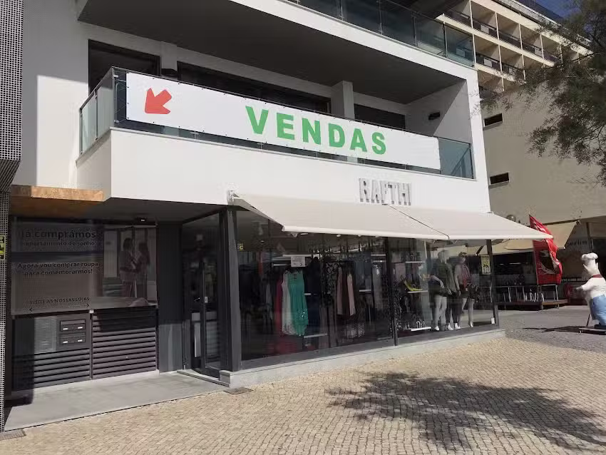 Rafthi Fashion &ndash; Vestu&aacute;rio Lda. &bull; Torres Vedras