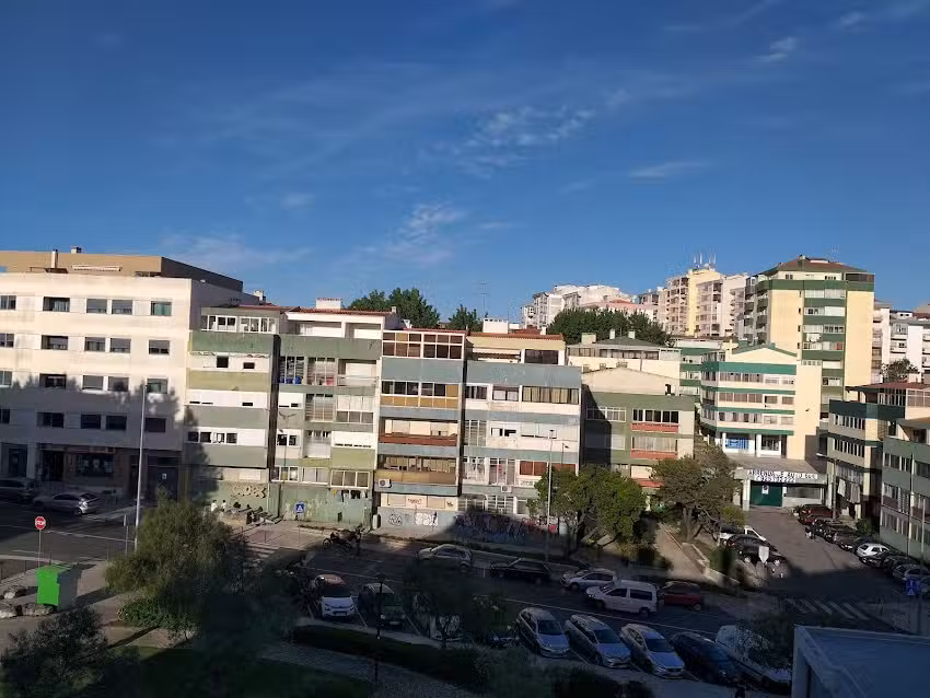 Só Paula`s-comércio De Vestuário Lda