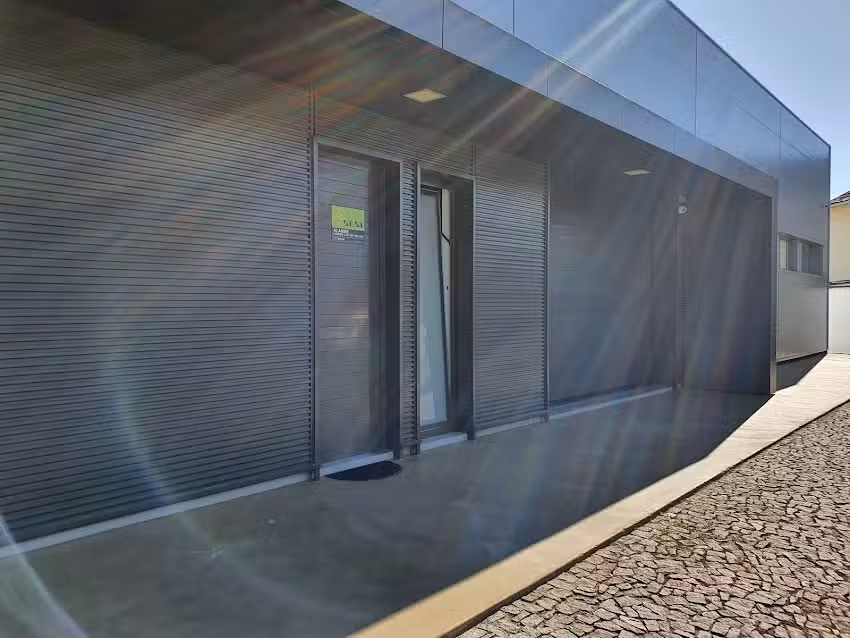 Starwear &ndash; Industria E Com&eacute;rcio De Vestu&aacute;rio, Lda