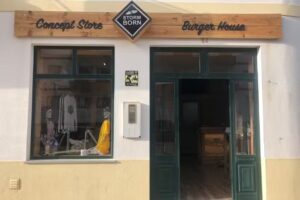 StormBorn &ndash; ConceptStore and BurguerHouse
