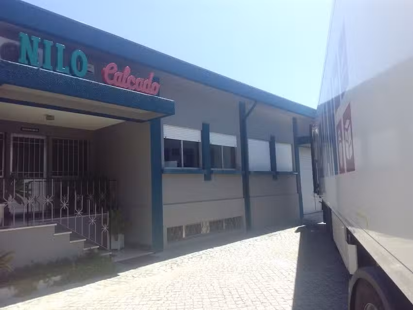 Tavares & Irm&atilde;o, S.A. F&aacute;brica Cal&ccedil;ado Nilo