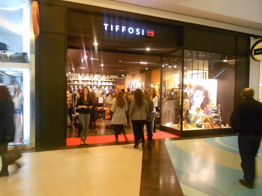 Tiffosi &bull; LeiriaShopping